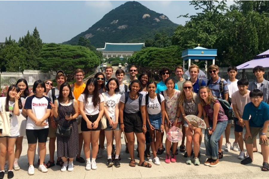 Students and their host families visit Blue House, South Korea's equivalent to the White House, where the president lives.