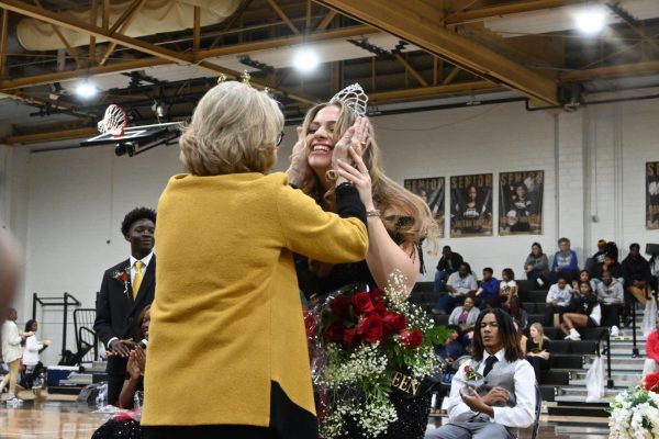 “I just felt like everything had come together. Like this whole year. Ive been working hard in Student Council and everything. I just felt like my work paid off.” Senior Mimi Abochale said after being crowned the 2024 basketball Homecoming Queen.
