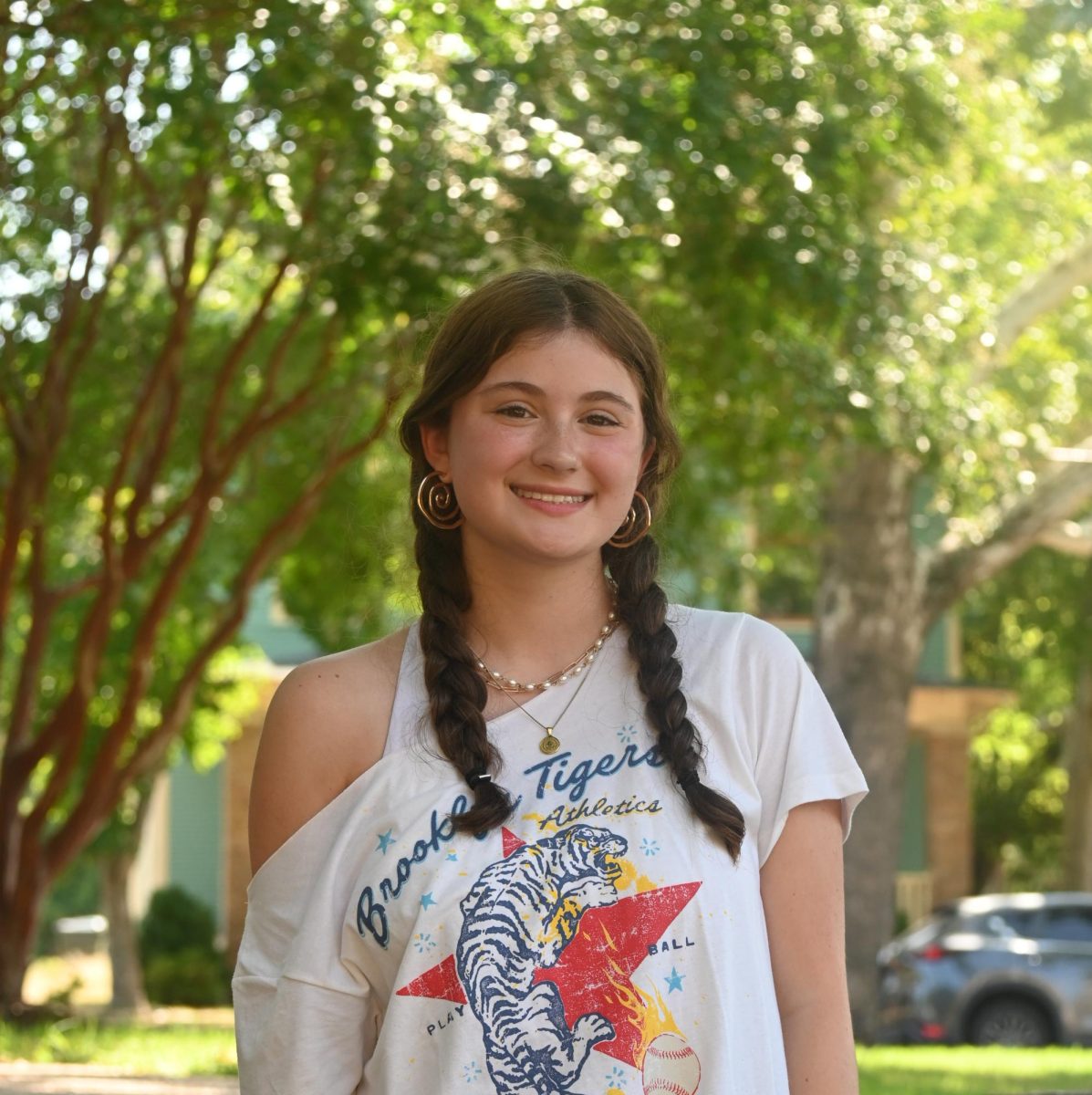 Chloe White